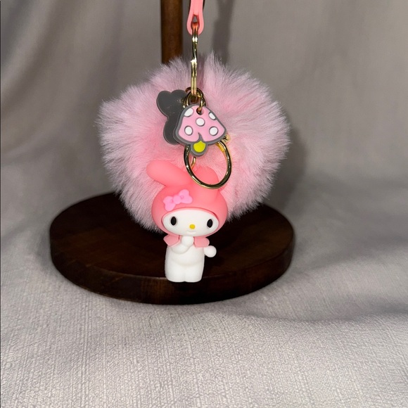 Hello Kitty Pink and White Key & Card Holder - Picture 2 of 5